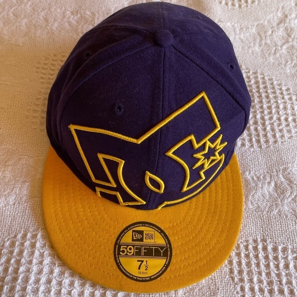 DC new era cap size 7 1/2. 59 Fifty retro 2011 - Picture 3 of 5